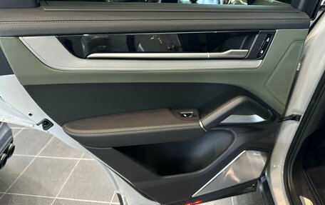 Porsche Cayenne III, 2023 год, 15 850 000 рублей, 11 фотография