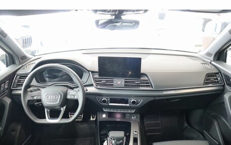 Audi Q5, 2025 год, 5 800 000 рублей, 10 фотография