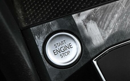 Volkswagen Tiguan II, 2020 год, 2 899 000 рублей, 12 фотография