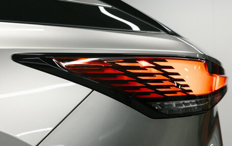 Lexus RX IV рестайлинг, 2025 год, 7 750 000 рублей, 13 фотография