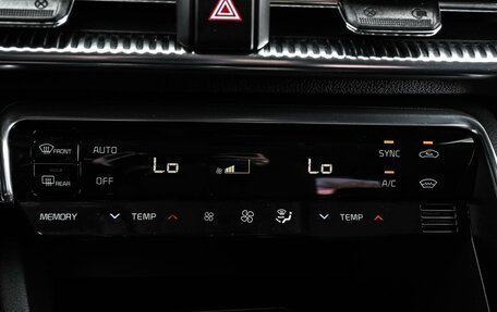 KIA K5, 2021 год, 2 999 000 рублей, 20 фотография