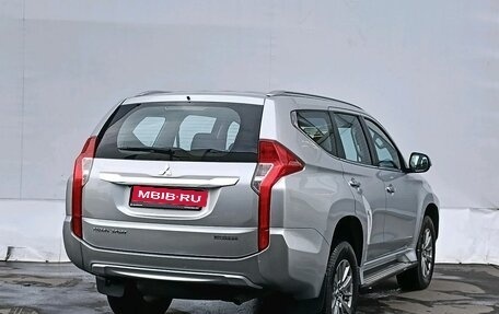 Mitsubishi Pajero Sport III рестайлинг, 2019 год, 3 450 000 рублей, 5 фотография