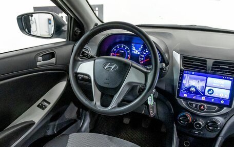 Hyundai Solaris II рестайлинг, 2013 год, 640 300 рублей, 10 фотография