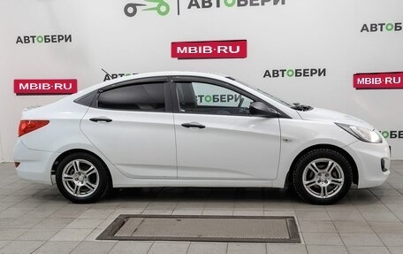 Hyundai Solaris II рестайлинг, 2013 год, 640 300 рублей, 4 фотография