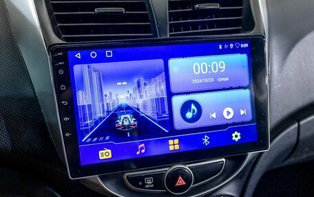 Hyundai Solaris II рестайлинг, 2013 год, 640 300 рублей, 15 фотография