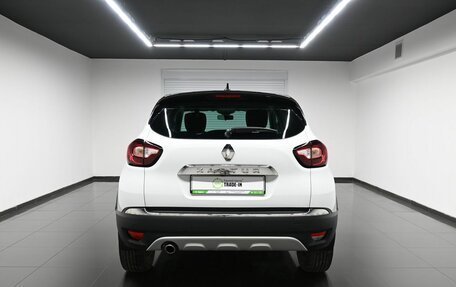 Renault Kaptur I рестайлинг, 2022 год, 1 995 000 рублей, 4 фотография