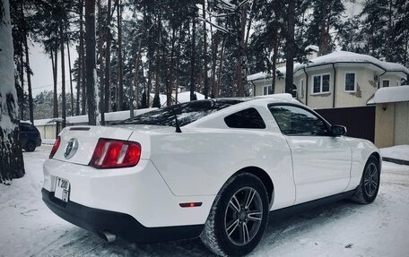 Ford Mustang VI рестайлинг, 2012 год, 3 000 000 рублей, 3 фотография