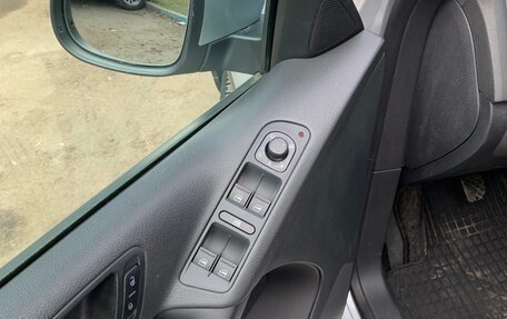 Volkswagen Tiguan I, 2011 год, 1 100 000 рублей, 16 фотография