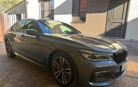 BMW 7 серия, 2017 год, 4 300 000 рублей, 3 фотография