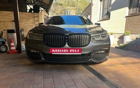 BMW 7 серия, 2017 год, 4 300 000 рублей, 2 фотография