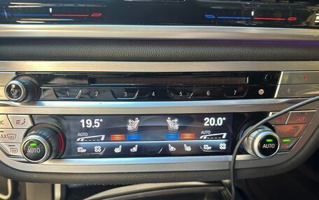 BMW 7 серия, 2017 год, 4 300 000 рублей, 27 фотография