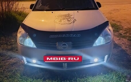 Nissan Wingroad III, 2003 год, 700 000 рублей, 2 фотография