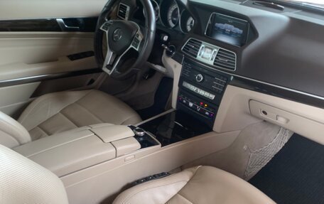 Mercedes-Benz E-Класс, 2015 год, 2 590 000 рублей, 16 фотография