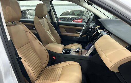 Land Rover Discovery Sport I рестайлинг, 2025 год, 5 990 000 рублей, 31 фотография