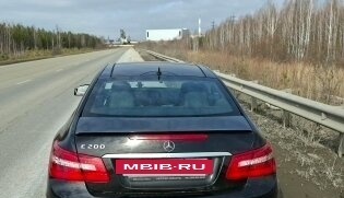 Mercedes-Benz E-Класс, 2013 год, 1 850 000 рублей, 2 фотография