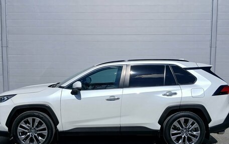 Toyota RAV4, 2020 год, 4 074 000 рублей, 4 фотография