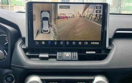 Toyota RAV4, 2020 год, 4 074 000 рублей, 11 фотография