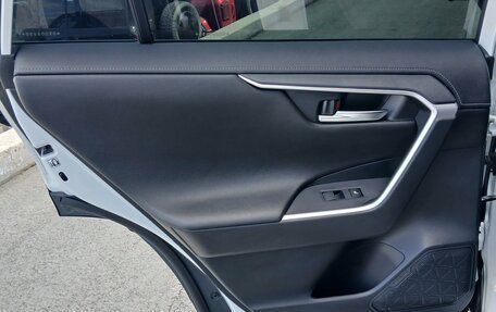 Toyota RAV4, 2020 год, 4 074 000 рублей, 26 фотография