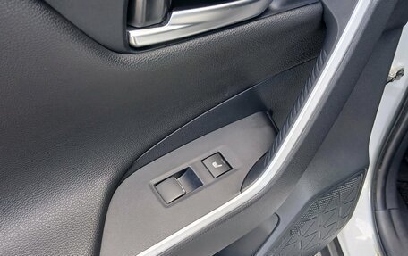 Toyota RAV4, 2020 год, 4 074 000 рублей, 29 фотография