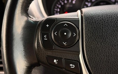 Toyota Voxy III, 2018 год, 2 365 000 рублей, 16 фотография