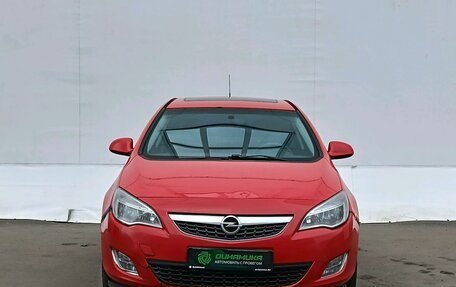 Opel Astra J, 2011 год, 550 000 рублей, 2 фотография