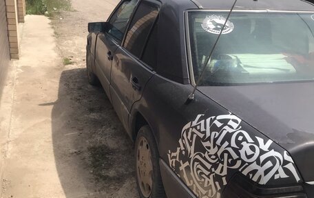 Mercedes-Benz W124, 1988 год, 250 000 рублей, 5 фотография