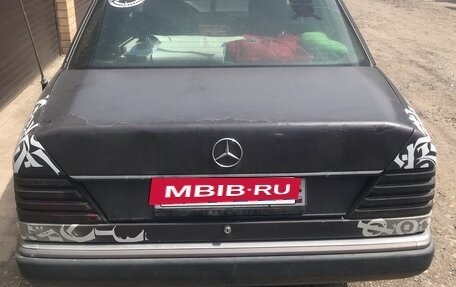 Mercedes-Benz W124, 1988 год, 250 000 рублей, 4 фотография