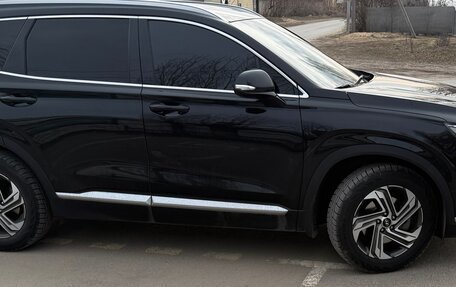 Hyundai Santa Fe IV, 2022 год, 3 600 000 рублей, 2 фотография