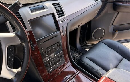 Cadillac Escalade III, 2007 год, 1 450 000 рублей, 9 фотография