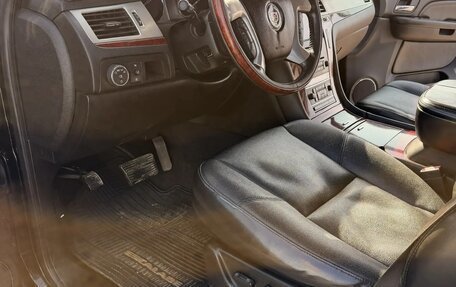 Cadillac Escalade III, 2007 год, 1 450 000 рублей, 13 фотография