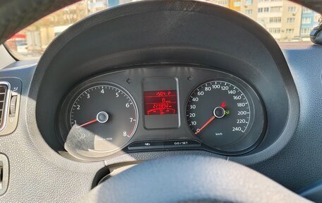 Volkswagen Polo VI (EU Market), 2013 год, 910 000 рублей, 13 фотография