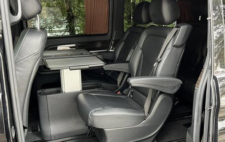 Mercedes-Benz V-Класс, 2021 год, 6 625 000 рублей, 15 фотография