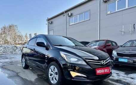 Hyundai Solaris II рестайлинг, 2015 год, 920 000 рублей, 3 фотография