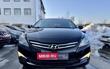 Hyundai Solaris II рестайлинг, 2015 год, 920 000 рублей, 2 фотография