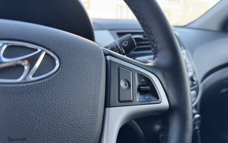 Hyundai Solaris II рестайлинг, 2015 год, 920 000 рублей, 18 фотография