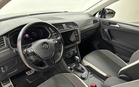 Volkswagen Tiguan II, 2020 год, 2 470 000 рублей, 11 фотография