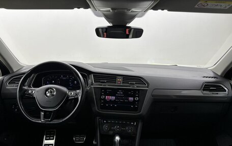 Volkswagen Tiguan II, 2020 год, 2 470 000 рублей, 17 фотография