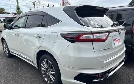 Toyota Harrier, 2019 год, 2 670 000 рублей, 5 фотография