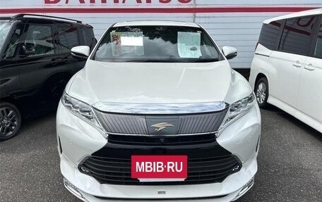 Toyota Harrier, 2019 год, 2 670 000 рублей, 3 фотография
