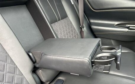 Toyota Harrier, 2019 год, 2 670 000 рублей, 27 фотография