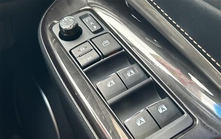Toyota Harrier, 2019 год, 2 670 000 рублей, 28 фотография
