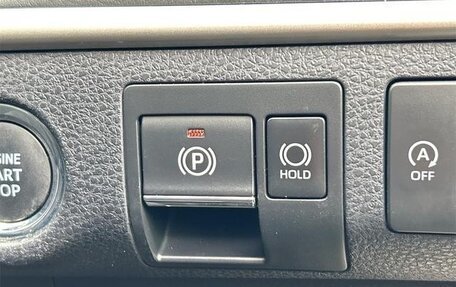 Toyota Harrier, 2019 год, 2 670 000 рублей, 33 фотография