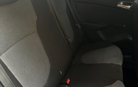 Hyundai Solaris II рестайлинг, 2012 год, 720 000 рублей, 5 фотография