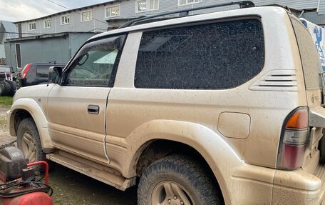 Toyota Land Cruiser Prado 90 рестайлинг, 1999 год, 1 000 000 рублей, 5 фотография