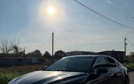 Toyota Camry, 2021 год, 2 900 000 рублей, 3 фотография