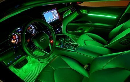 Toyota Camry, 2021 год, 2 900 000 рублей, 11 фотография