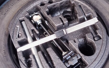 Volkswagen Golf Plus II, 2013 год, 995 000 рублей, 24 фотография