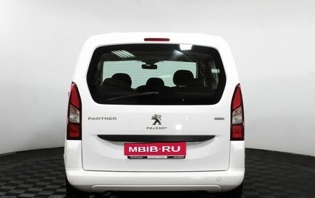 Peugeot Partner II рестайлинг 2, 2022 год, 1 350 000 рублей, 7 фотография