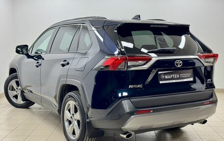Toyota RAV4, 2019 год, 3 349 000 рублей, 4 фотография