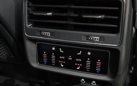 Audi Q7, 2025 год, 12 000 000 рублей, 16 фотография